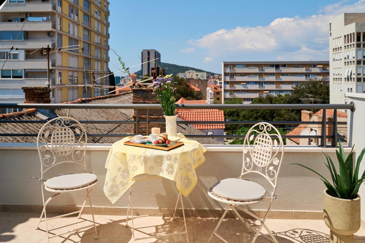 Modern & Spacious Rooftop Apartment With Natual Sunlight 斯普利特 外观 照片