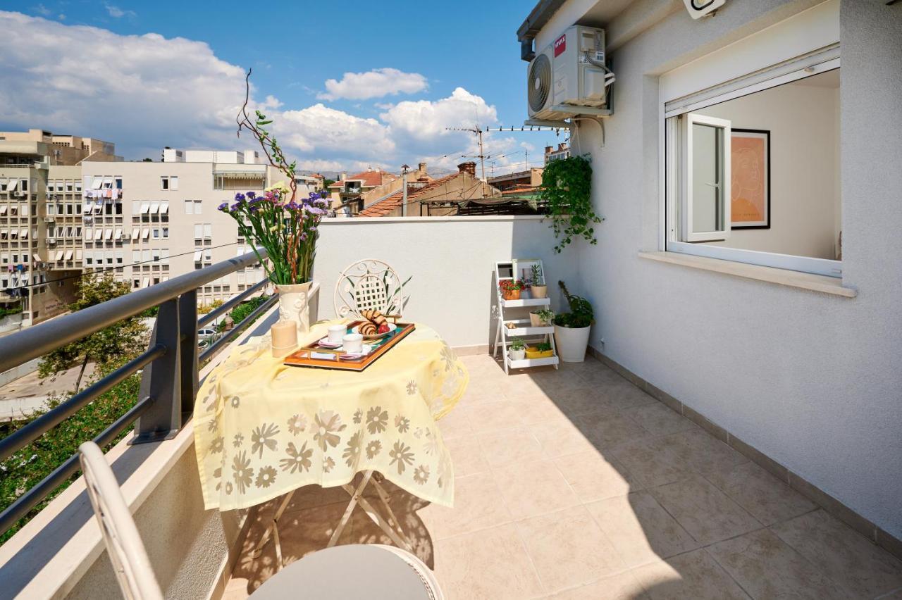 Modern & Spacious Rooftop Apartment With Natual Sunlight 斯普利特 外观 照片